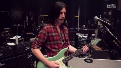 Pete Thorn using 2 Eventide H9's on tour