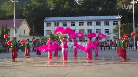 承德市寿王坟镇北社区秧歌队2015年七一文艺汇演舞蹈：红红的日子