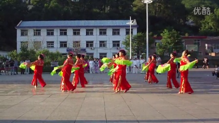 承德市寿王坟镇北社区秧歌队舞蹈2015年七一文艺汇演：和谐中国