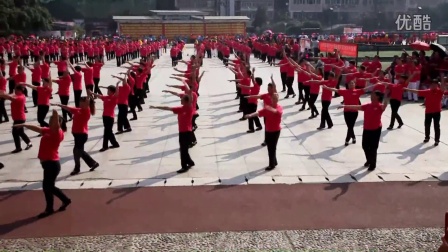 赣州市章贡区千名老年人广场舞展示表演