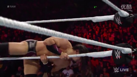 mark henry WWE最新资讯 内维尔 Neville vs 马克 亨利 Mark Henry - Raw 2015.11.23