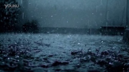 下雨春雨雨滴窗外视频素材-蚁窝网 视频素材免费