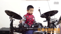 星光音乐教室架子鼓学员王敬轩（6岁）演奏《回忆》