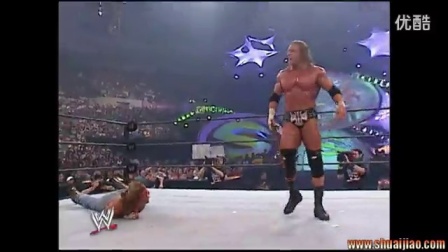 wwe2002夏日狂潮 WWE02年夏日狂潮 无规则赛 Shawn Michaels vs Triple H 720P高清
