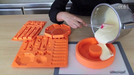 【翻糖蛋糕】意大利烘焙模具silikomart制作旋转木马翻糖蛋糕，超完美造型