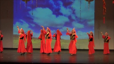 新疆舞《青春舞曲》- 紫悦和她的朋友们