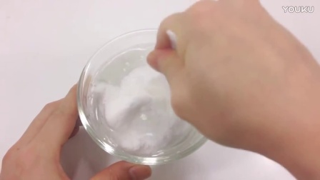 DIY如何制作颜色的果冻牛奶冰淇淋软糖布丁,颜色粘液泡沫粘土冰淇淋食玩