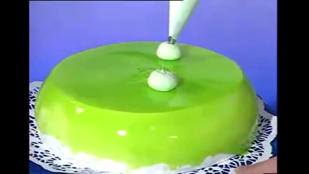蛋糕裱花基础视频 生日蛋糕裱花寿桃海绵蛋糕