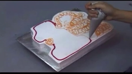 裱花蛋糕裱花生日蛋糕裱花生日蛋糕裱花视频面包机做面包视频 生日快乐蛋糕图片