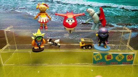 花园宝宝超级飞侠LOL英雄联盟神秘玩具蛋