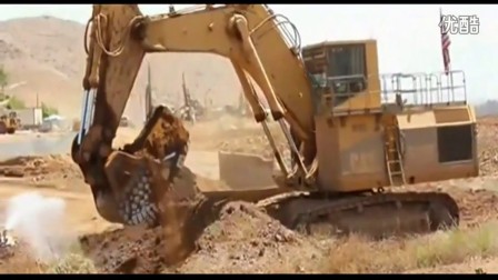 挖掘机 美国工地的卡特5130挖掘机装车工作视频