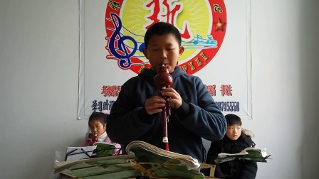 《新疆舞曲》葫芦丝学员段沣城演奏--雅美音乐