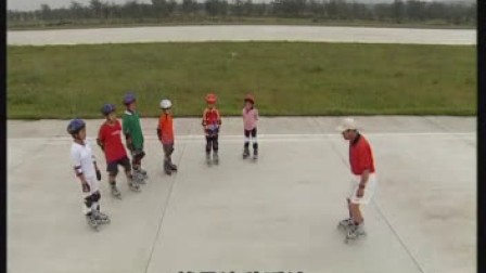 儿童轮滑教程_轮滑鞋表演视频