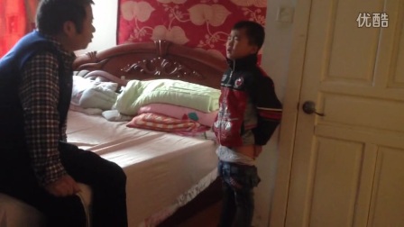 弟 弟 被 打 屁 股 B.flv. 打 屁 屁 的 视 频 实 拍-韩 国 小 孩 打 屁 股. 