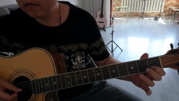 牡丹江学吉他-指弹独奏《勃拉姆斯摇篮曲》(杨宁吉他教室13555007821)