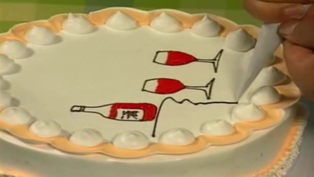 蛋糕裱花好学吗 生日蛋糕裱花制作视频