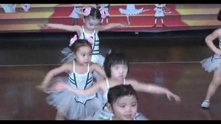 2017至2018最新幼儿小班舞蹈视频大全《飞得
