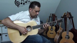 法国吉他手François Sciortino演奏的一首指弹吉他作品「Tonle Sap Sunrise」