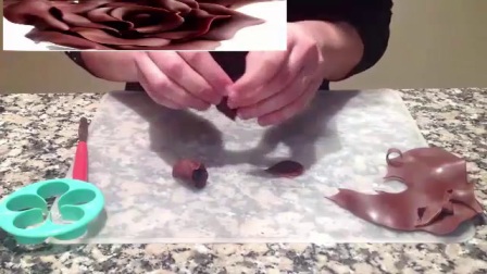 自制蛋糕的做法巧克力玫瑰烤箱做蛋糕