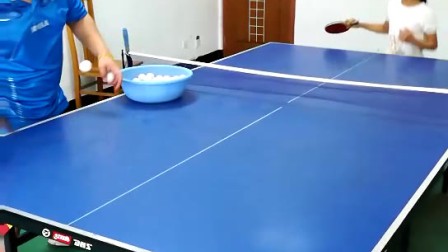 宁波广济小学三年级胡潇瑶乒乓球正手拉球动作示范