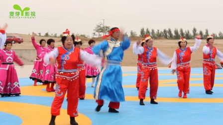 广场舞《为内蒙古喝彩》内蒙古巴彦淖尔市乌拉特中旗乌兰社区健身队