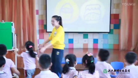 幼儿小班好玩的水主题《会变魔术的水》教学视频，幼儿园主题活动优秀课例教学视频展示