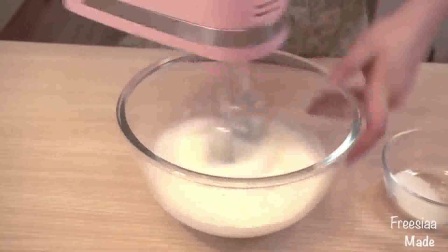 如何用电饭锅做蛋糕 苹果隐形蛋糕 冰激凌蛋糕