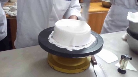 戚风蛋糕卷的做法 八寸戚风蛋糕的做法