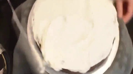 奶油蛋糕怎么做 生日蛋糕裱花手法视频