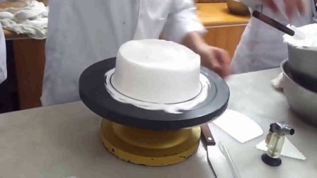 双层生日蛋糕做法视频_8寸方形生日蛋糕做法_巧克力在家怎么做生日蛋糕
