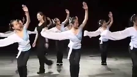 学跳藏族舞（三个基本步一个七步退踏）