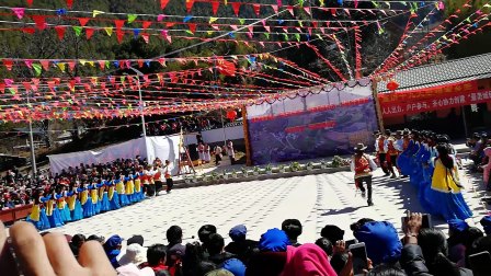 维西傈僳族自治县永春乡菊香村托几落小组，普米族舞蹈