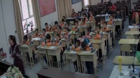 小学数学人教版二年级上册《角的初步认识》教学视频，新疆王娜