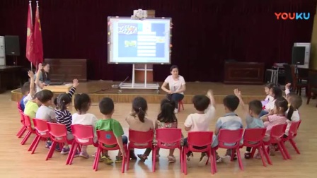 2017年郑州市幼儿园小班安全教育优质课《红绿灯眨眼睛》教学视频，田青