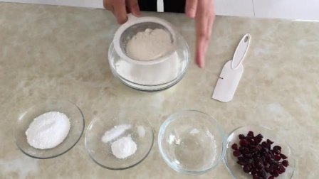 电饭锅怎样做蛋糕 蛋糕的简单做法 翻糖蛋糕的原料可以自制么