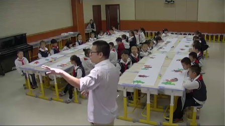 湘美课标版二年级上册《五彩树》教学视频，部优获奖视频