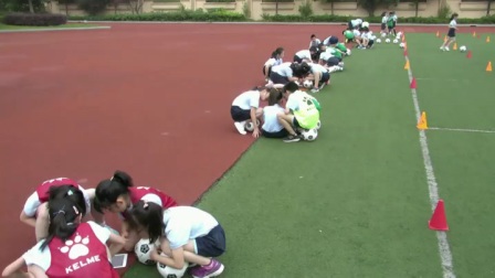沪少体育与健康四年级 足球——运球过人 教学视频，获奖优课视频