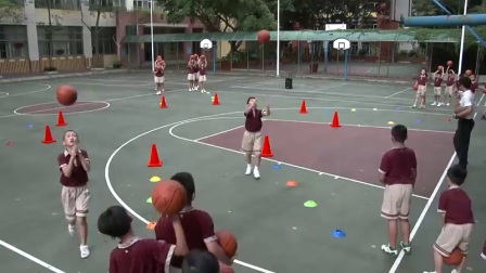 人教版体育与健康三至四年级 发展小篮球活动能力的练习与游戏 教学视频，获奖课视频