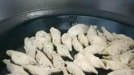 上海德志餐饮小吃面点培训，特色锅贴煎饺的做法视频