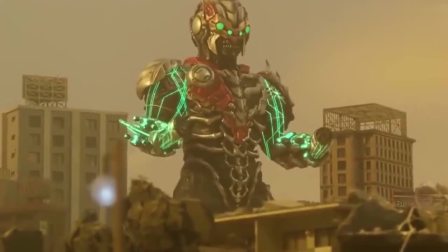 奥特曼：欧布和艾克斯一起战斗，赛文来支援，老战士又表演了一番