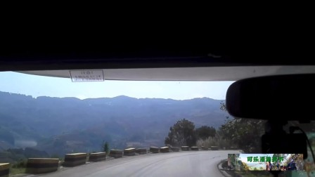 国道214穿经澜沧拉祜族自治县境内，难怪这段路况这么好