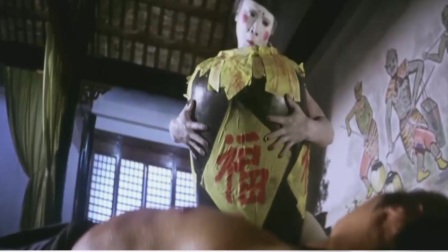 弱小子被对手完虐，却因一泡尿，逃出生天