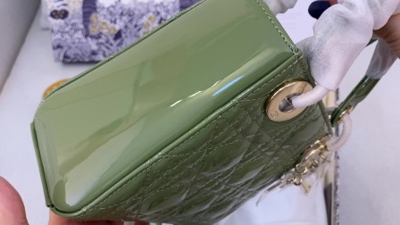 Dior漆皮三格戴妃包抹茶绿