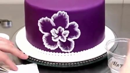 奶油蛋糕裱花 水果生日蛋糕裱花视频 裱花蛋糕怎么做巧