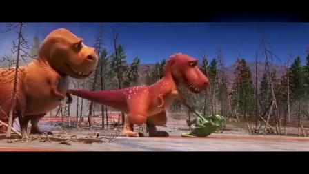 恐龙当家：霸王龙救了小恐龙和男孩，翼龙狼狈逃跑
