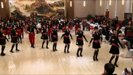 宝鸡市水兵舞协会首届年会一团舞动天姿舞团表演《水兵嘉年华》