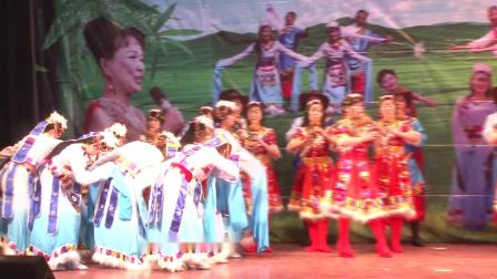 武汉市青山区老年大学葫芦丝系文艺晚会节目3、葫芦丝伴舞《蓝色的香巴拉》
