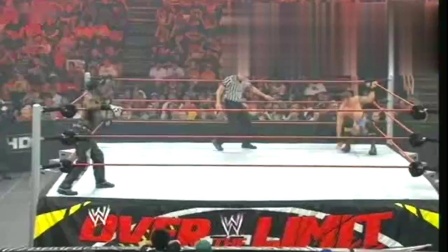 真理罗恩 WWE 真理罗恩的绝技太帅了 360度回旋拳 秒杀泰德
