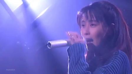 [图]zard 坂井泉水《listen to me》