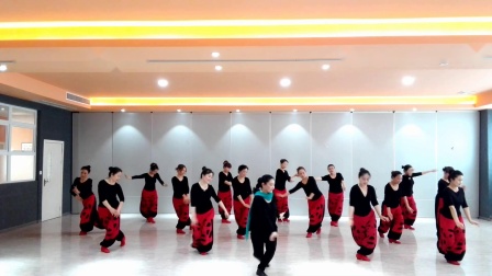 眉山市刘小蓉黑牡丹健身队舞蹈练习《烛光里的妈妈》